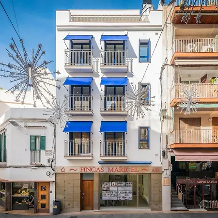Insitges Center *