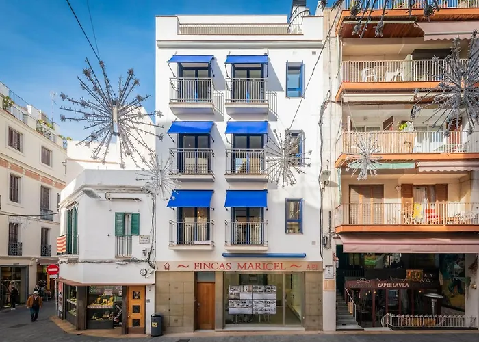 Insitges Center *